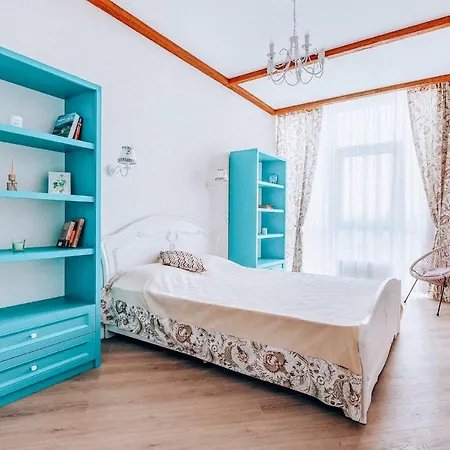 Your Cozy And Friendly In Apartment